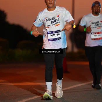 Runner Photo 7825869