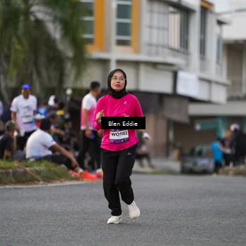 Runner Photo 7825889