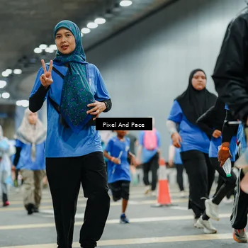 Runner Photo 7825893