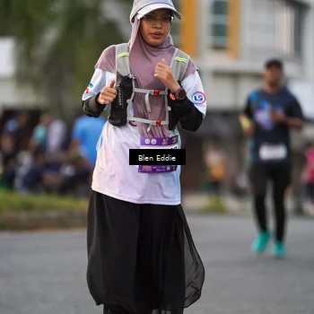 Runner Photo 7825896