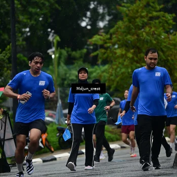 Runner Photo 7825909