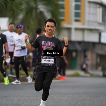Runner Photo 7825919