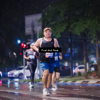 Runner Photo 7825935