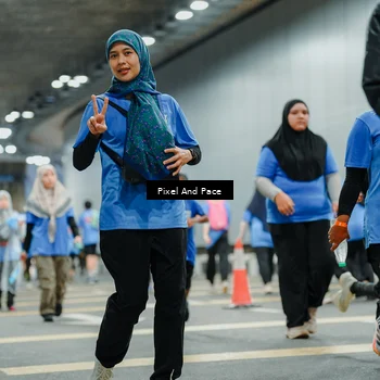 Runner Photo 7825940