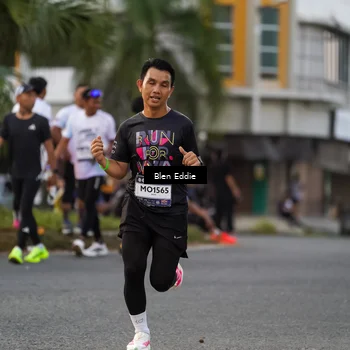 Runner Photo 7825964