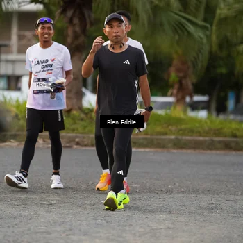 Runner Photo 7825974