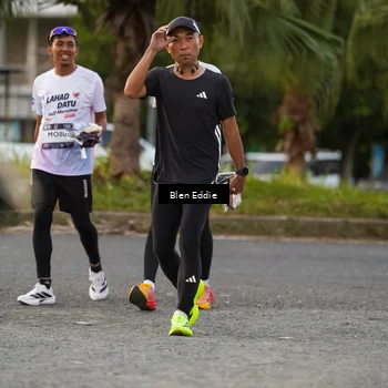Runner Photo 7825981