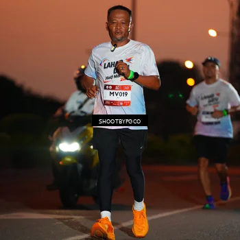 Runner Photo 7825982