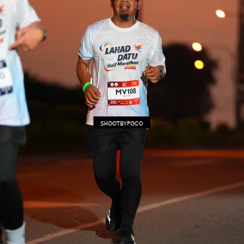 Runner Photo 7825991