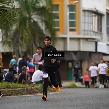Runner Photo 7825993