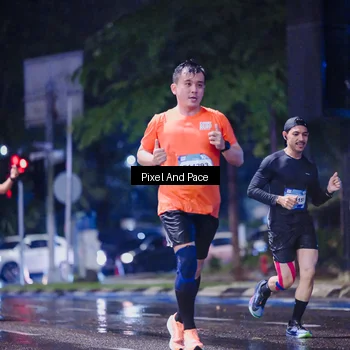 Runner Photo 7826017