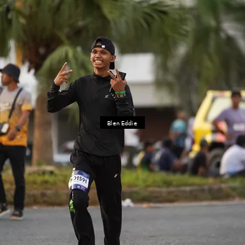 Runner Photo 7826024