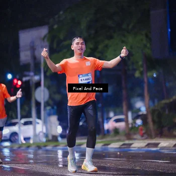 Runner Photo 7826036