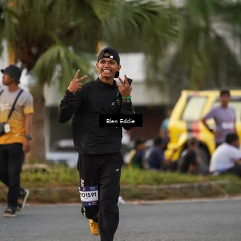 Runner Photo 7826037