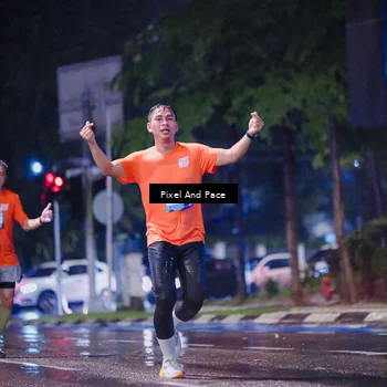 Runner Photo 7826043