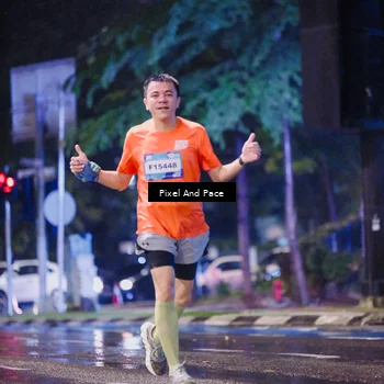 Runner Photo 7826059
