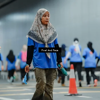 Runner Photo 7826064