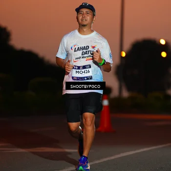 Runner Photo 7826079