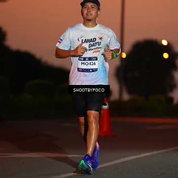 Runner Photo 7826087