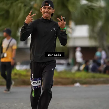 Runner Photo 7826093