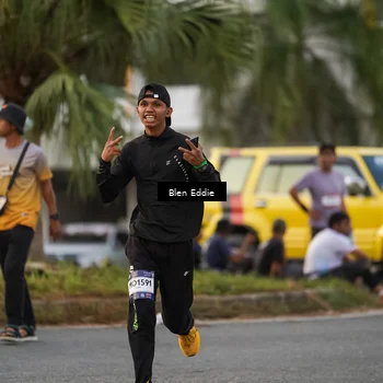Runner Photo 7826094