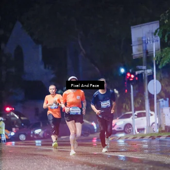 Runner Photo 7826107
