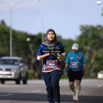 Runner Photo 7826111