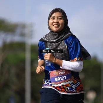 Runner Photo 7826120