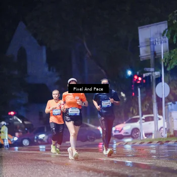 Runner Photo 7826135