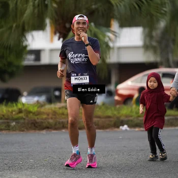 Runner Photo 7826188