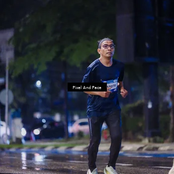 Runner Photo 7826189