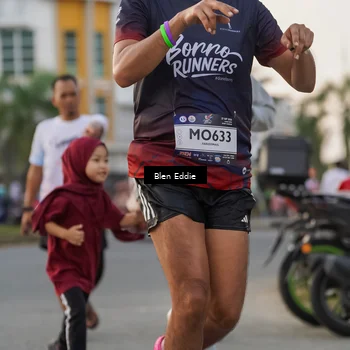 Runner Photo 7826206