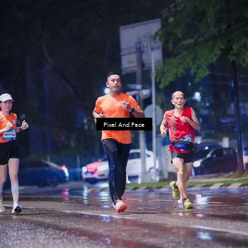 Runner Photo 7826218