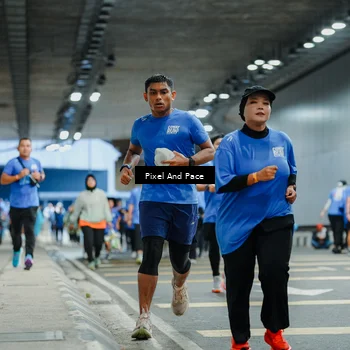 Runner Photo 7826335