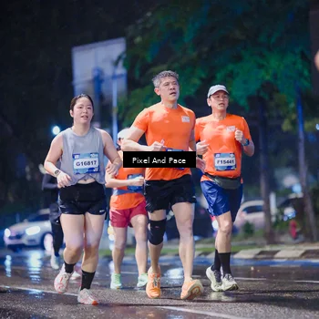 Runner Photo 7826350
