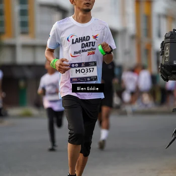 Runner Photo 7826381