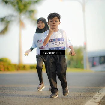 Runner Photo 7826382