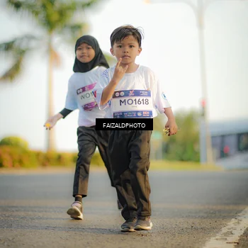 Runner Photo 7826390