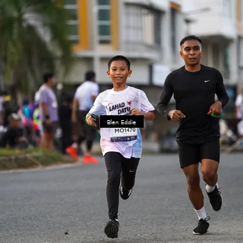 Runner Photo 7826404