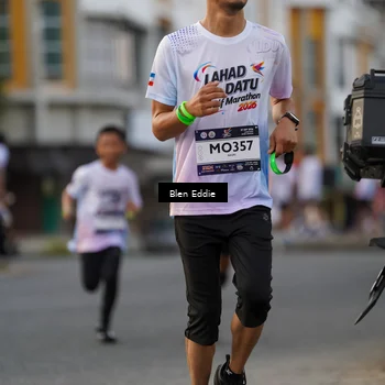 Runner Photo 7826405