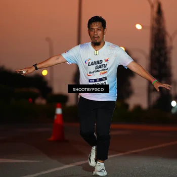 Runner Photo 7826421