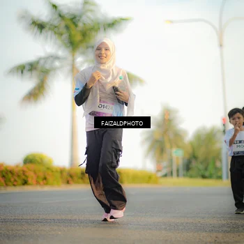 Runner Photo 7826438