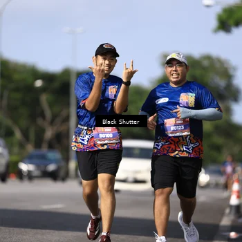 Runner Photo 7826458