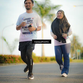 Runner Photo 7826476
