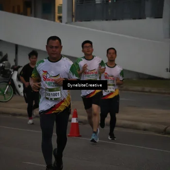 Runner Photo 7826483