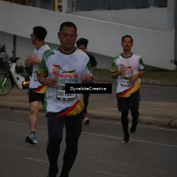 Runner Photo 7826500