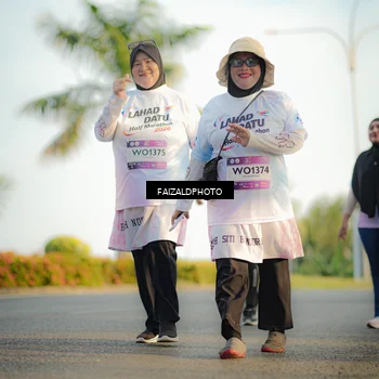 Runner Photo 7826546
