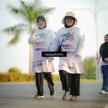 Runner Photo 7826555