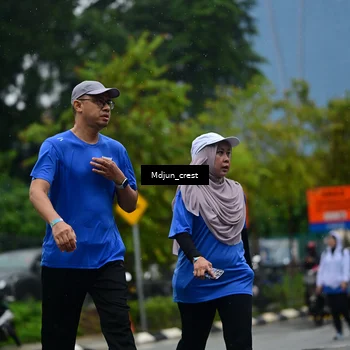 Runner Photo 7826576