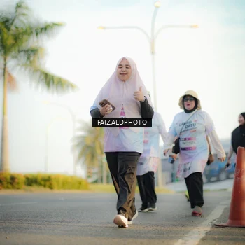 Runner Photo 7826587
